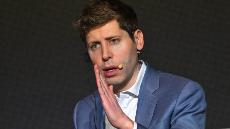 AI กับเด็ก ทำไม Sam Altman เตือนถึงอันตราย? ค้นหาคำตอบ!
